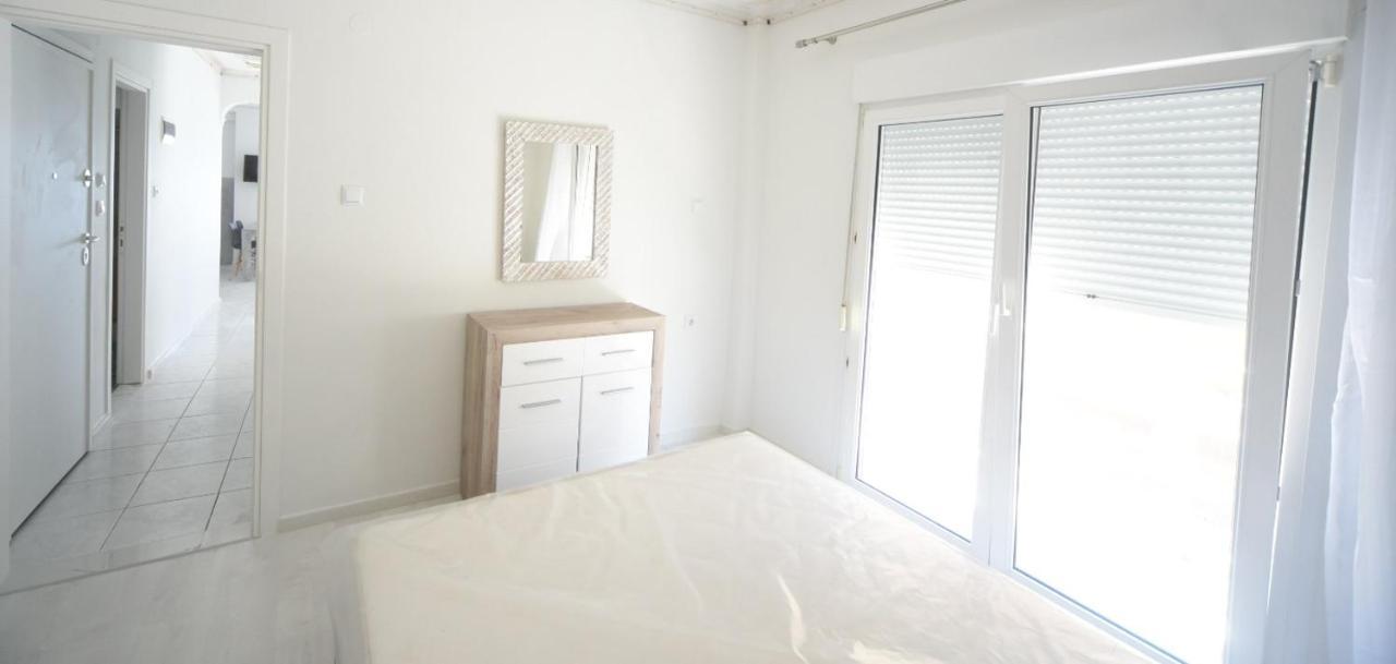 Oceanview 1 Apartment Nea Kallikrateia Екстериор снимка